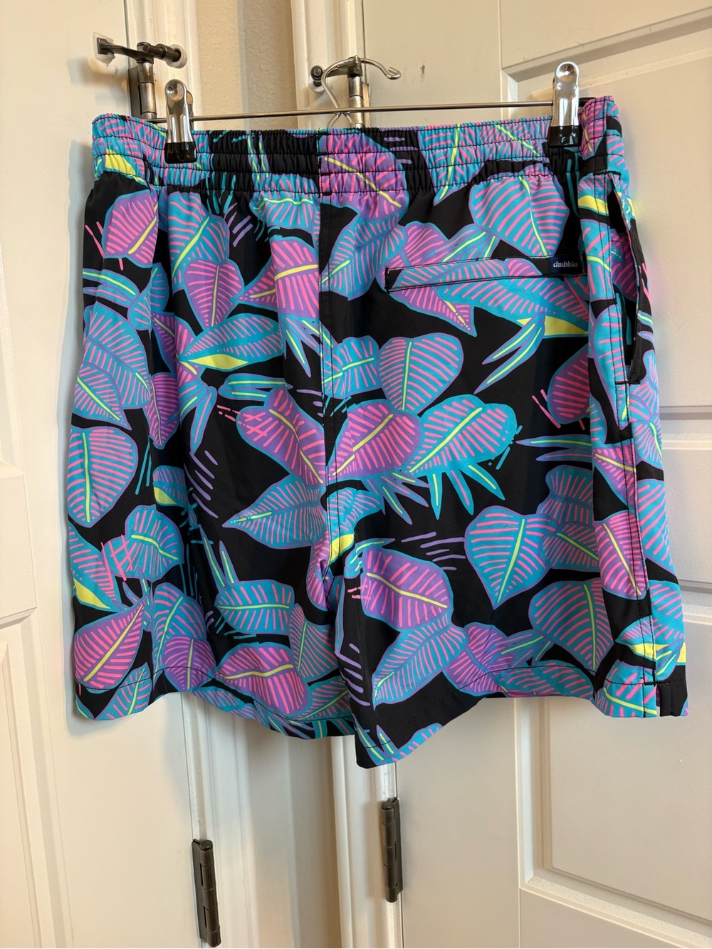 Chubbies 5.5” swim trunks in Fluorescent Funk Size Large - Picture 4 of 6